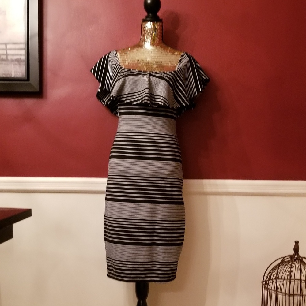 Romeo & Juliet Off Shoulder Bodycon Dress